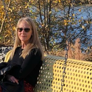 Meet your Posher, Gina